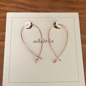 Stella and Dot rose gold small hoops